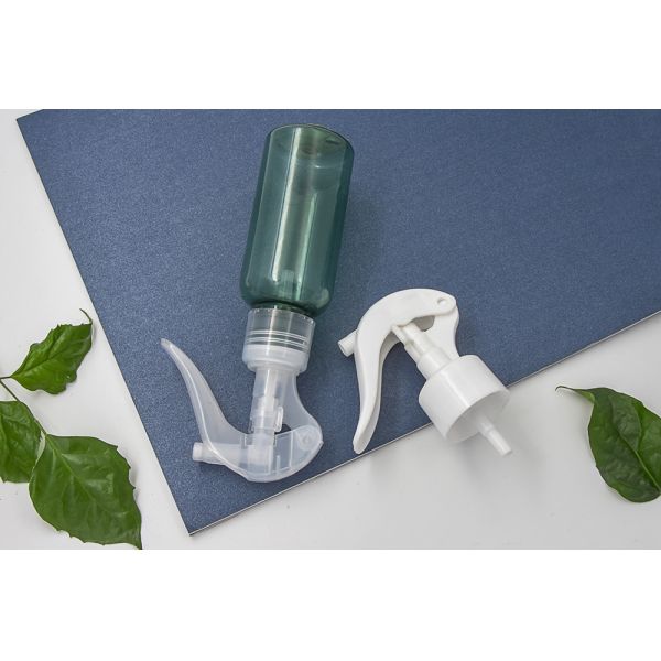 White Hand Held Trigger Sprayer Pump For Cosmetics 24/410 28/410