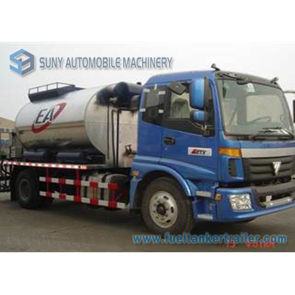 9000 L Asphalt distributor truck Asphalt Tanker Trailer 2 Axles 180hp 4500 mm Wheel base