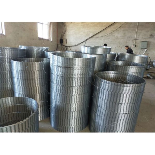 12m 40g Zinc Coating BWG13 Razor Barbed Wire Mesh With Clips