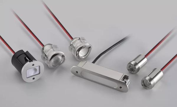 MINI IP67 LED Handrail Lights with 24VDC Working Voltage and High Brightness 120 LM Output