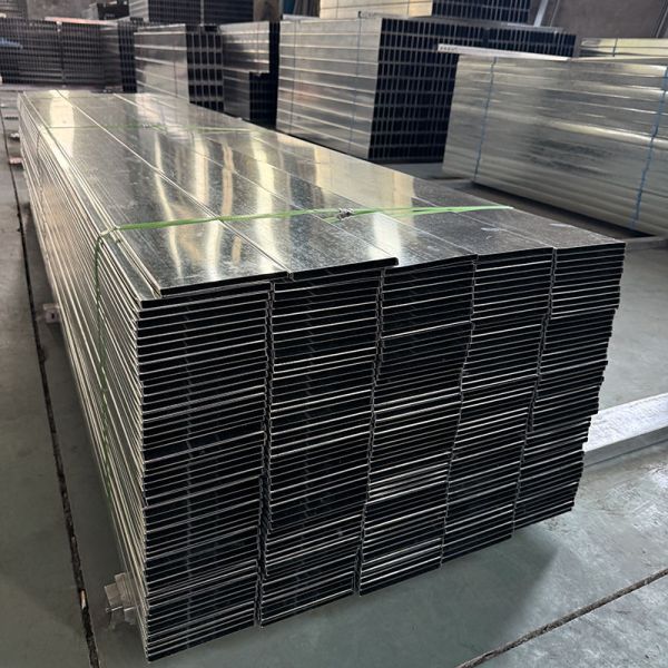 Cable plateau de câble de sécurité galvanisé à chaud plateau de câble couvert de pont métallique