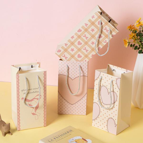 Bolsa de papel de regalo exquisita de dibujos animados, bolso de mano con impresión de patrón personalizado, bolsa de cartón