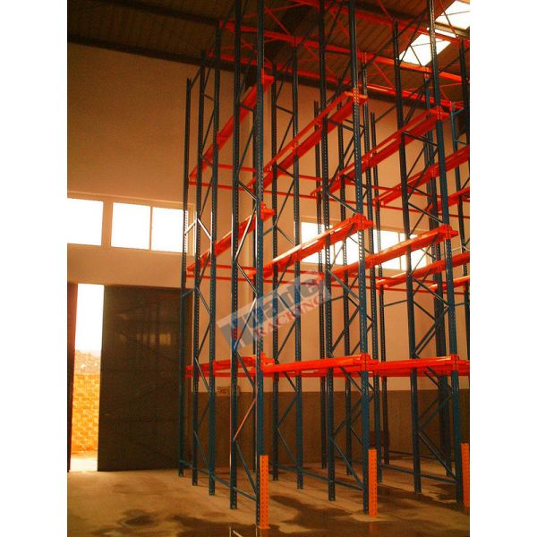 Dairy Industry High Density Drive In Racking Channel Type 2000 Kg Max Capacity
