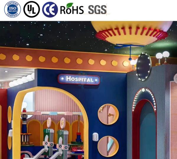 Entretenimento Equipamento recreativo interior com escorrega e bolas do oceano ODM / OEM