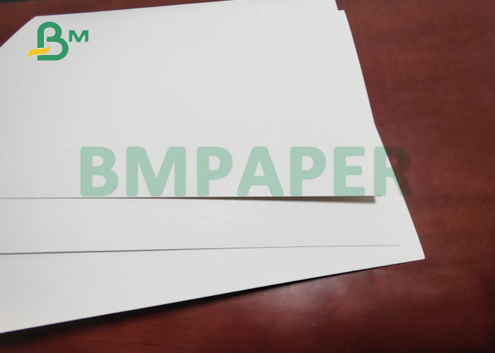 12PT 14PT отбелило белую доску C1S Foldcoat для одежды маркирует высокую жесткость