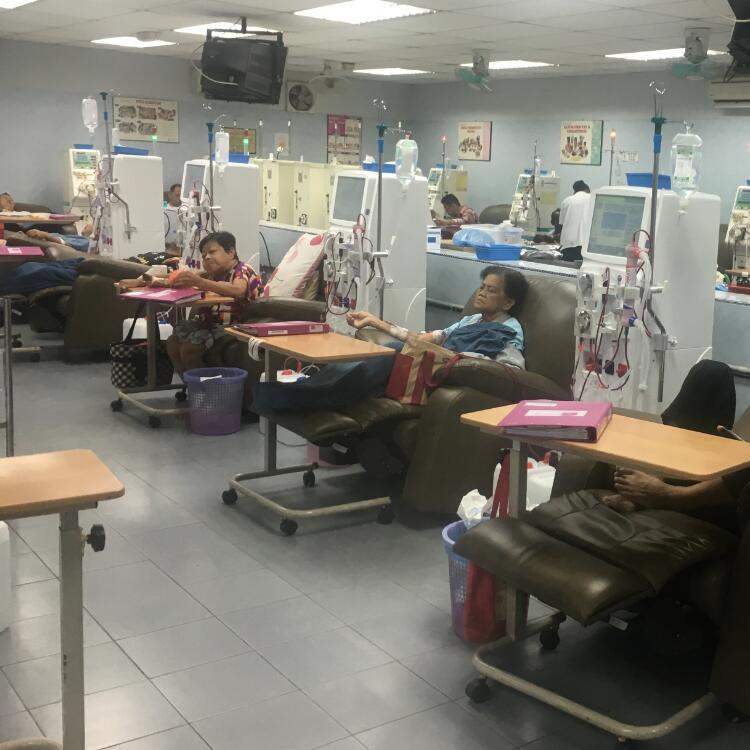 Uremia Therapeutic Hemodialysis Kidney Dialysis Machine 0.15-0.6MPa