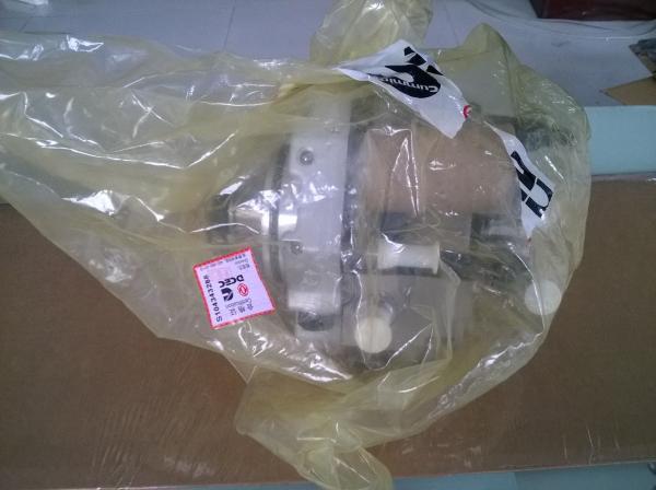 Cummins QSB diesel  Engine part Fuel Pump 5264248 4988595 4982057 3971529