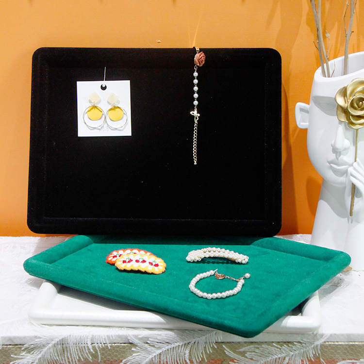 High-Quality Velvet Surface Jewelry Display Stand with Versatile Design and Sturdy Construction for Elegant Exhibition