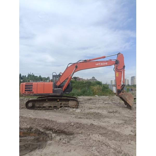 Excavadora de 21 toneladas para el trabajo y experimentada de Corea importada Hitachi 210-5G