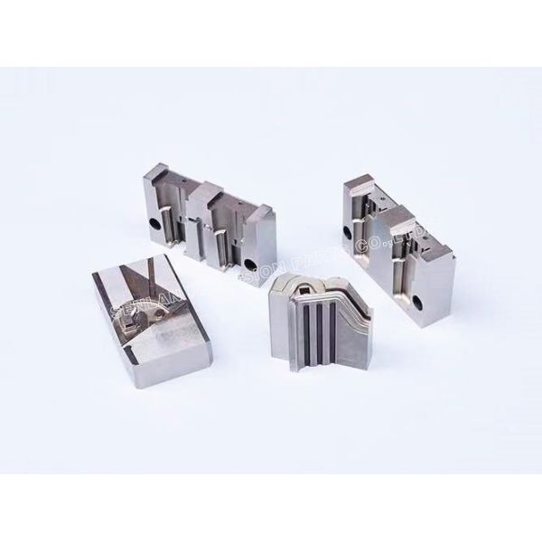 High Precision 1.2344 Material Plastic Mold Inserts with 0.01mm Tolerance and 46-52HRC Hardness for Connector Mould Parts