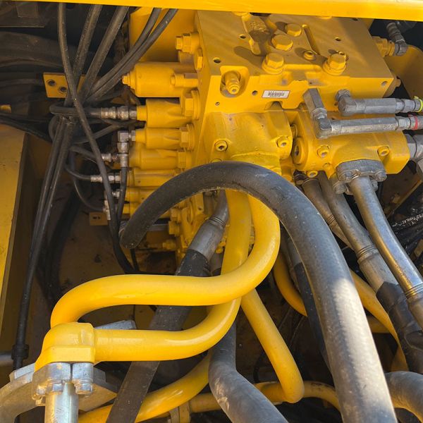 PC350-7 Used Komatsu Excavators Hydraulic 1.4m3 Capacity Bucket Cummins Engine