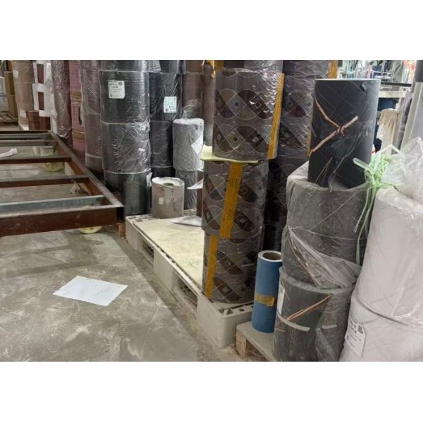 Paint Free Finish WPC Tube Waterproof Architectural Wood Plastic Composite Pipe