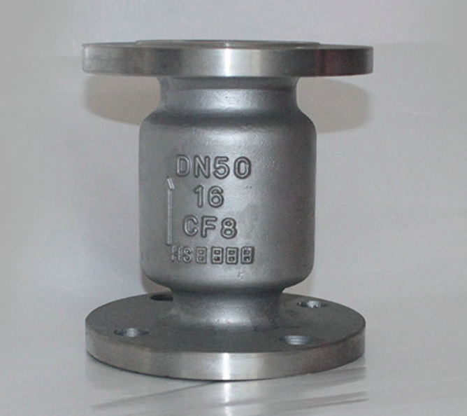 CF8 Stainless Steel Vertical Lift Check Valve PN16 Flanged Non Return Valve DN25-DN200 for Steam Water Oil Chemical Pipeline