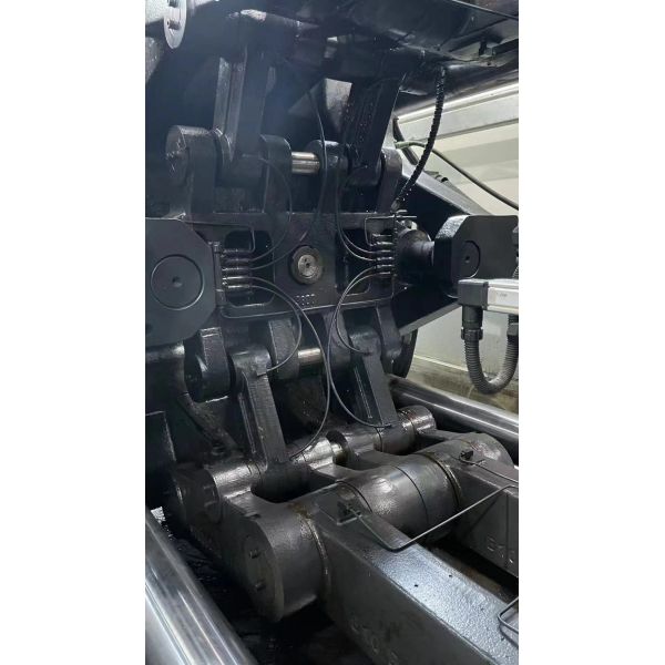 Automatic Used Haitian Injection Moulding Machine 380 Ton Injection Blow Molding Machine