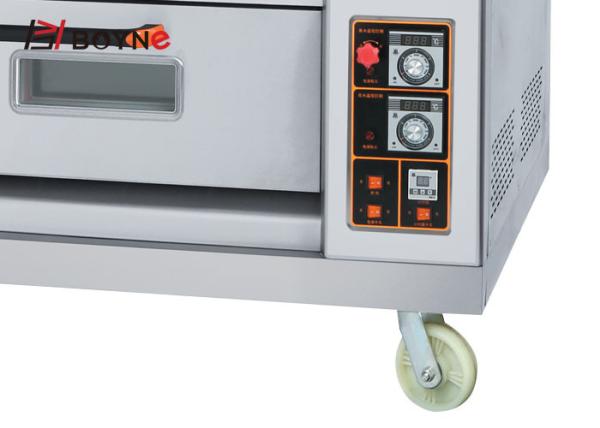 Padaria grande de aço inoxidável durável Oven For Cake Shop do gás da capacidade de três bandejas da plataforma nove