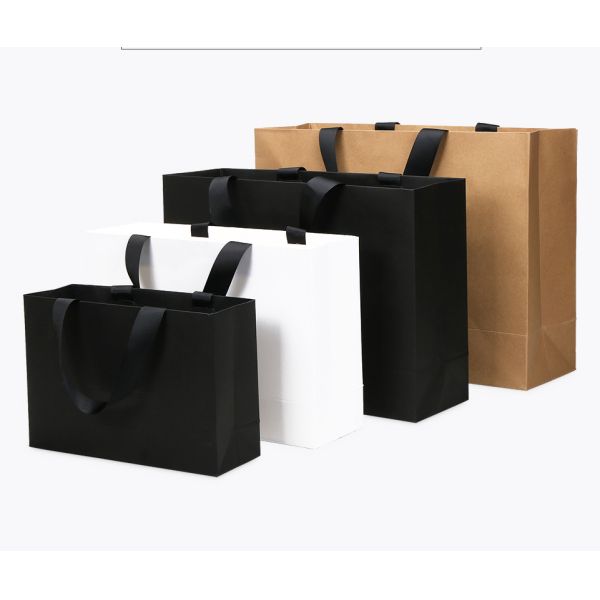 Переработанные биоразлагаемые бутиковые бумажные пакеты для покупок