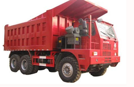 Sinotruk howo heavy duty loading mining dump truck for big rocks in wet mining road