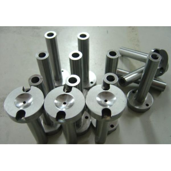 Customized Straight Shot SKD61 Material Sprue Bushing with 48-52HRC Hardness for Plastic Injection Mold