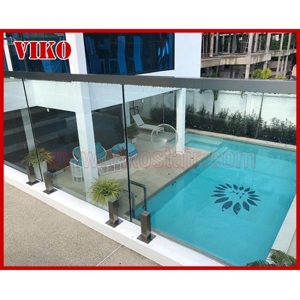 Glass Spigot For Glass Railing VH112SB Cap Handrail Glass Spigot Tempered glass 304 stainless steel UChannel RailingClea