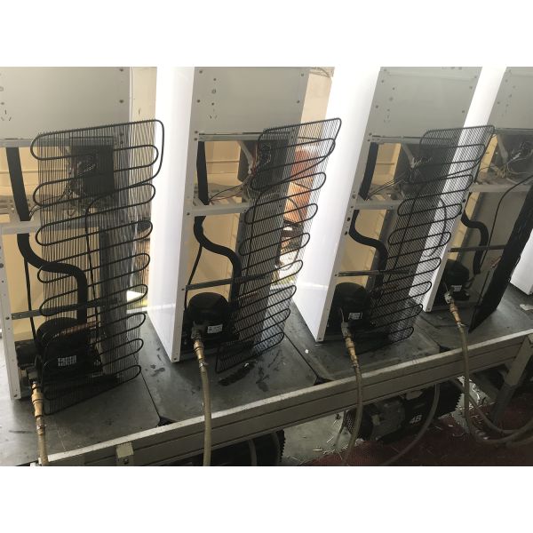 White Floor Standing Water Dispenser , Hot And Cold Water Machines For Office