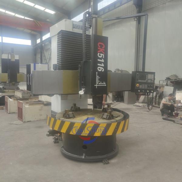 La machine à tourner verticale CNC GSK CK5116 à diamètre tournant de 1600 mm