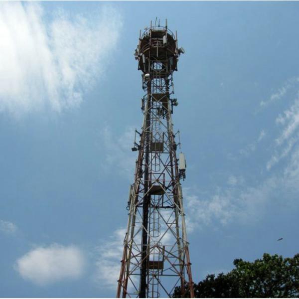 Anti torre equipada com pernas da corrosão 4 para a telecomunicação