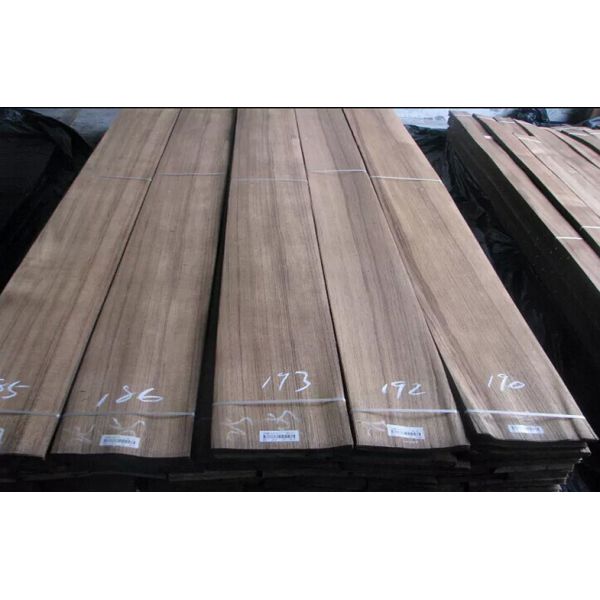 Sliced Cut Veneer Sheet Natural Burma Teak Quarter Cut Grade AA For Plywood