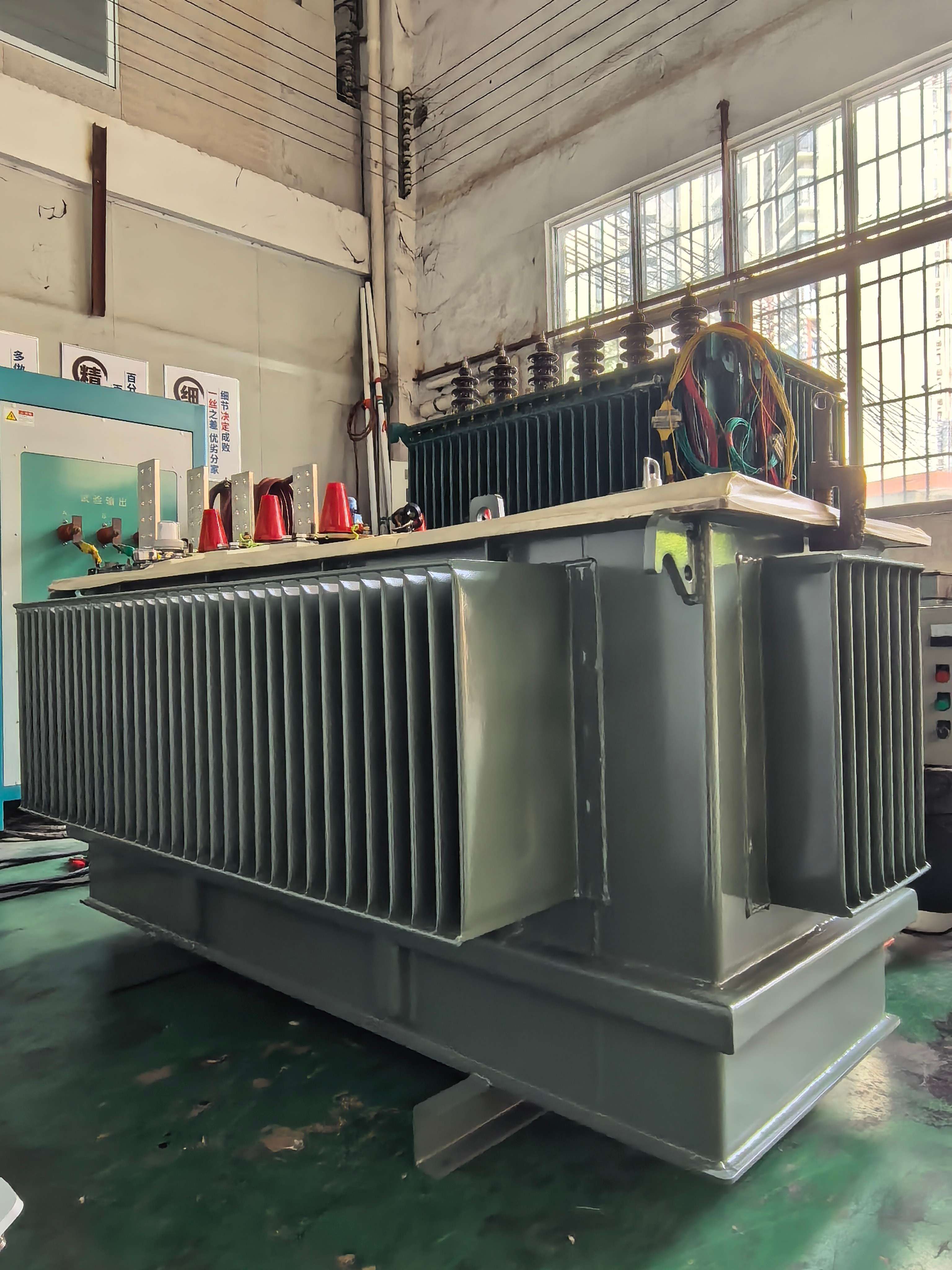 750kVA 3 Phase Underground Transformer 13.8kV to 208Y/120V ANSI/IEEE Standards For Commercial