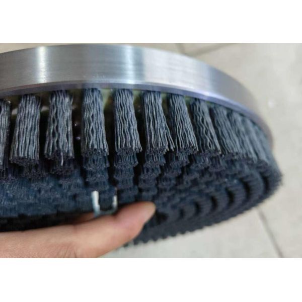 Metal Base 7 Rows Silicon Carbide Bristle Nylon Staple Set Disc Brushes 250MM Diameter