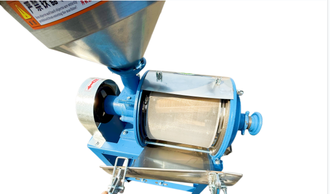 Stainless Steel Flour Mill Machine 200kg/H Rust Free Wheat Grinder Machine