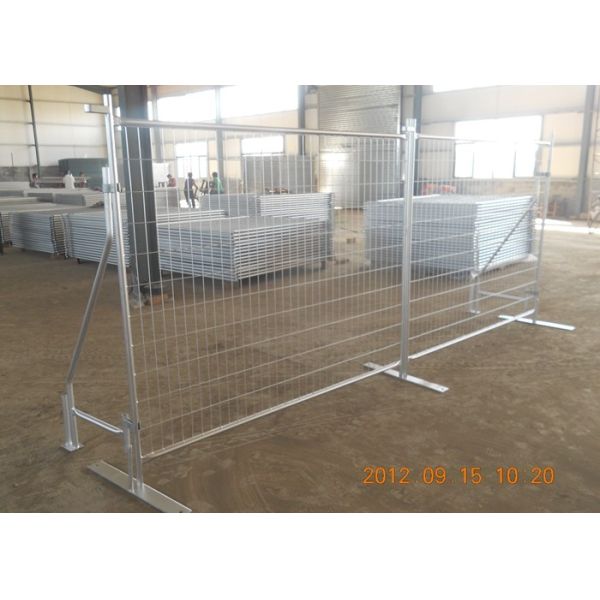 Hot Dipped Galvanized Temporary Fencing , 42 Microns Welded Mesh Security Fencing
