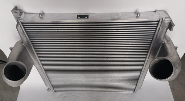 Silver Mercedes Benz Truck Intercooler 9425010201 / 9425010901