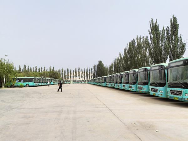 Type de carburant : Diesel, Bus urbain d'occasion de 8 mètres, conduite à gauche, avec boîte de vitesses à cinq rapports