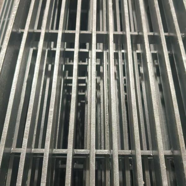 Rust Proof Steel Serrated Bar Grating For Variety Environments