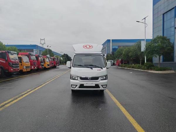 Dongfeng DFAC Food Grade Stainless Steel Tanker Truck 8000 Liter Milk Tank Truck