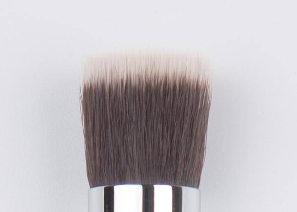 Precision Round Flat Concealer Brush / Angled Makeup Brush Poly Bag Packing