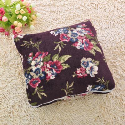 Fade Resistant Foldable Blanket Pillow Breathable Warm Lightweight Fleece Throw Blanket