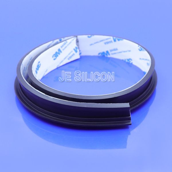 Anti Aging 300 Degrees 8Mpa Silicone Sponge Rubber Strips