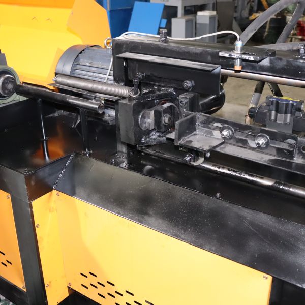 High-Precision Automatic Wire Straightener and Cutter