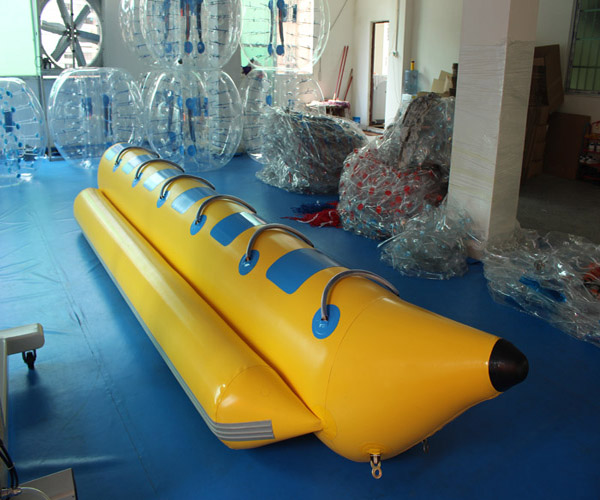 Commercial Grade Inflatable Banana Boat , Inflatable Lake Toys For Sports