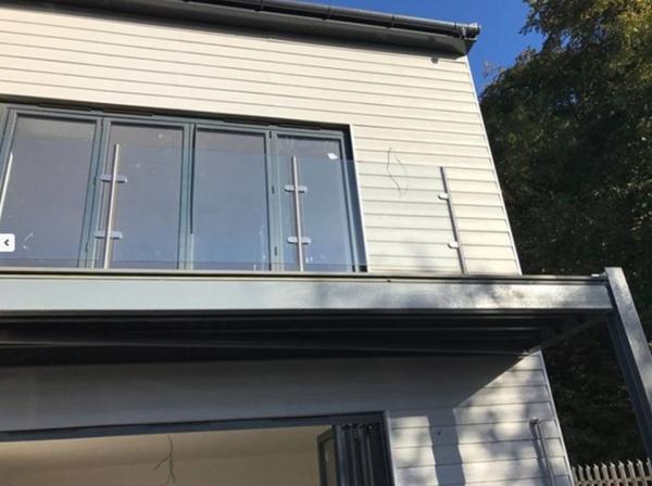 Outdoor Balcony Stainless Steel Glass Balustrade Stain / Polished Finishing