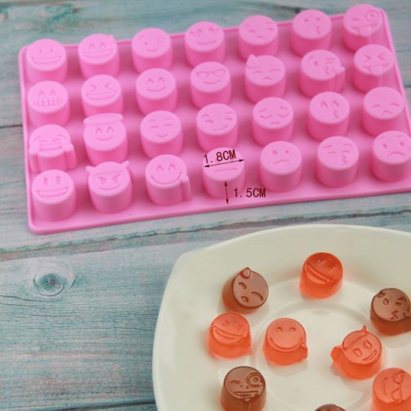 Disposable Silicone Mold Mini Cartoon Animal Wax Bottle Sugar Chocolate Candy Fire Paint Wax Grain Mousse Cake Tools Decoration