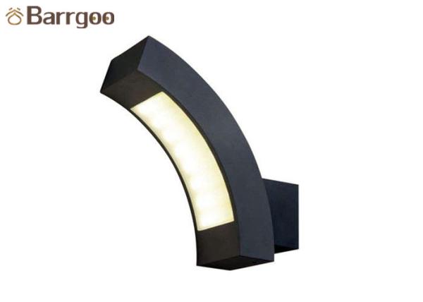 Decorative Vertical 10W Waterproof LED Outdoor Wall Lights For Garden Using