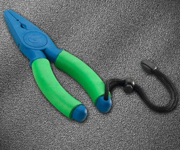 fishing pliers