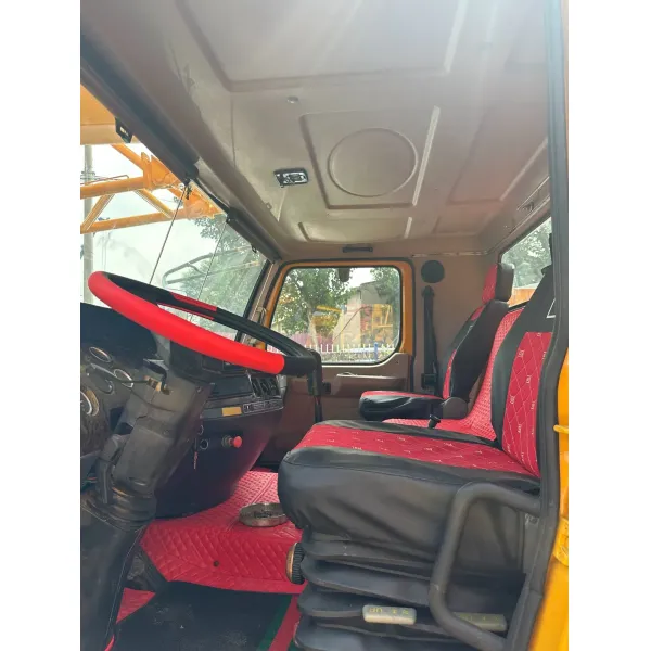 China 30 Ton Crane 30t Qy30K Crane New Mobile Crane X-Mg Model Qy30K5d Truck Crane