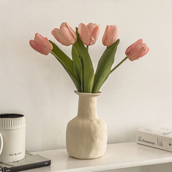 Ins-style artificial flower decoration, tulip arrangement, high-end artificial flower ornaments with vases, living room arrangement of bouquets, living room
