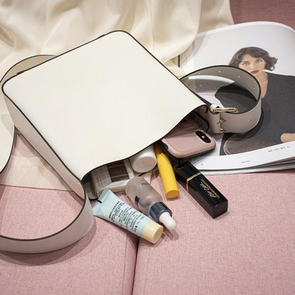 White Thin Strap Crossbody Bag 22cm 14cm Polyester Lining