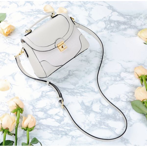 New 2019 one-shoulder bag stylish and versatile casual small doctor bag, casual small crossbody bags