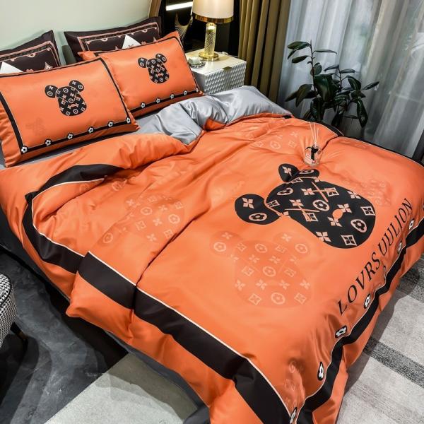 100% Polyester Wedding Four-Piece Kit Bedding Set For Hotel And Home
