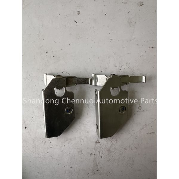 Left Locking Pin 810W97122-6113 Truck Parts Heavy Duty Vehicle Parts